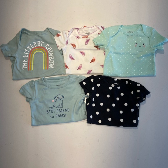 Onesie Lot - Picture 2 of 7